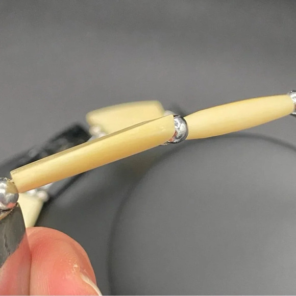 Vintage Collar Necklace with Silver Tone and Cream Links - Picture 7 of 12